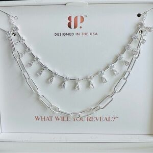 Bomb party necklace Luxe 2026